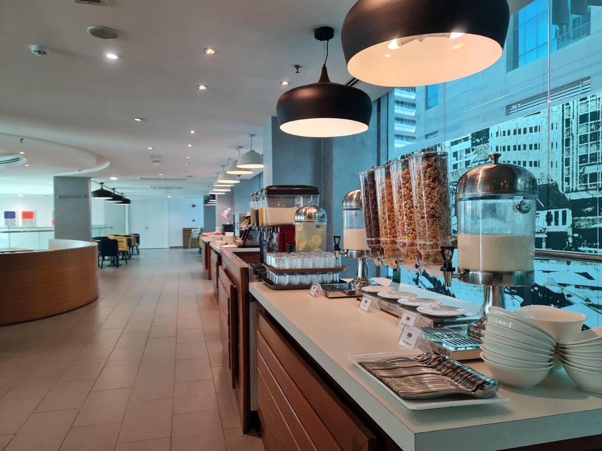 Hotel Express & By Ihg